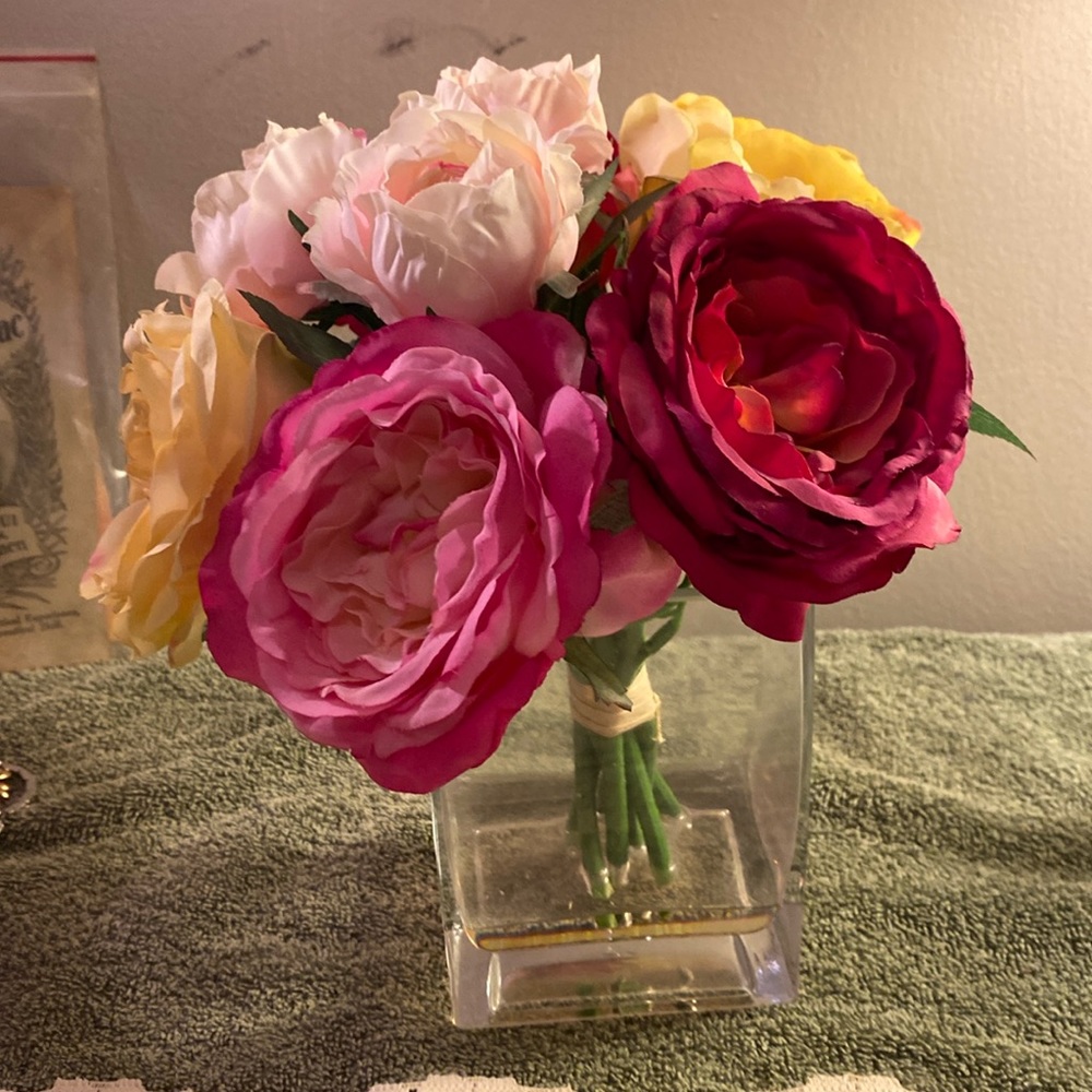 Heirloom Faux Roses Arrangement